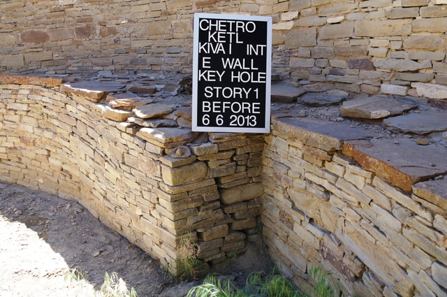 118230