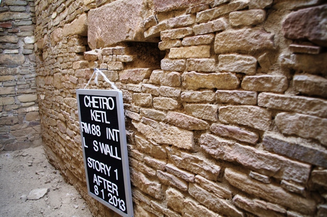 118275