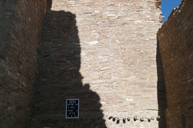 122502